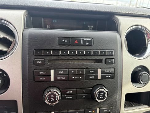 Used 2011 Ford F150 XLT w/ XLT Chrome Pkg AWD/4WD image 32