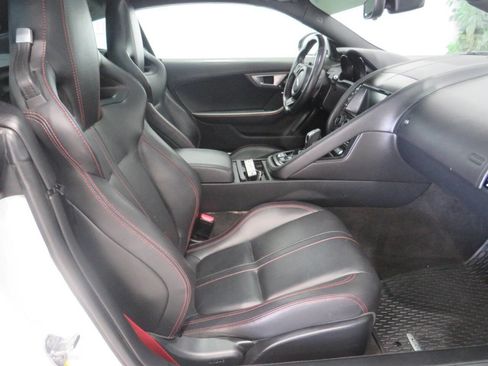 Used 2016 Jaguar F-TYPE S image 10
