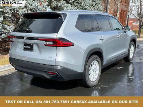 Used 2025 Toyota Grand Highlander AWD image 8