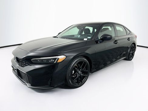 Used 2025 Honda Civic Sport image 3