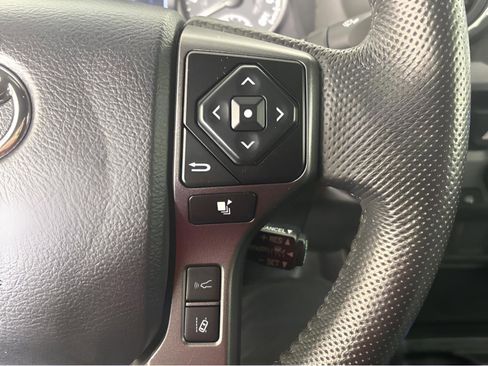 Used 2023 Toyota Tacoma TRD Off-Road image 24