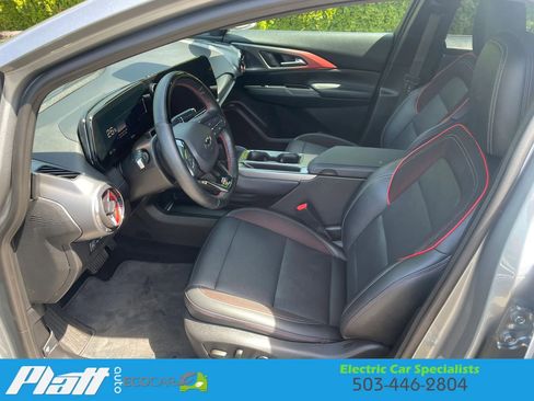 Used 2024 Chevrolet Equinox EV RS FWD image 26