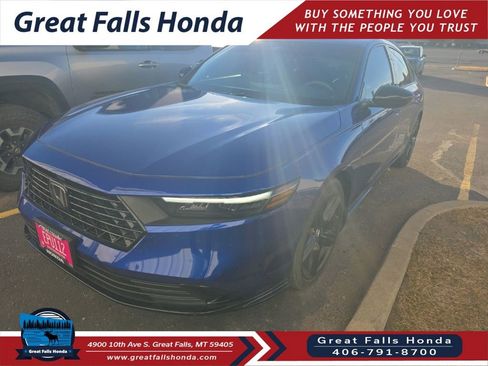 Used 2025 Honda Accord Sport image 2
