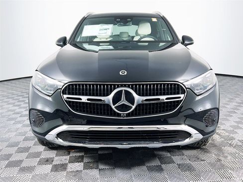 New 2026 Mercedes-Benz GLC 300 GLC 300 image 9