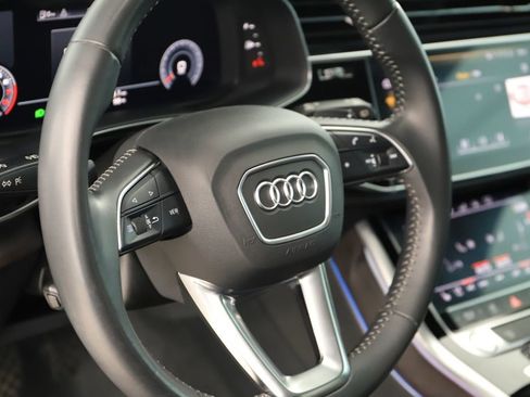 Used 2019 Audi Q8 Premium Plus w/ Premium Plus image 16
