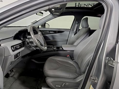 Certified 2022 Lincoln Nautilus Reserve w/ Luxury Package image 13