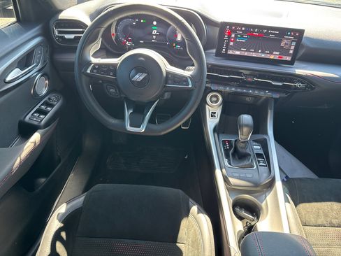 Used 2025 Dodge Hornet R/T w/ R/T Plus Package image 21