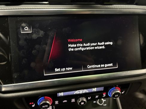 Used 2024 Audi Q3 2.0T Premium Plus w/ Premium Plus Package image 18