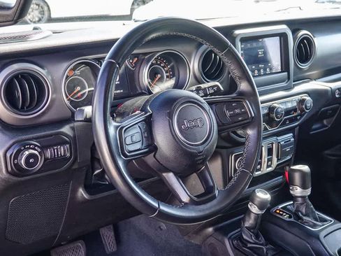 Certified 2022 Jeep Wrangler Willys image 15