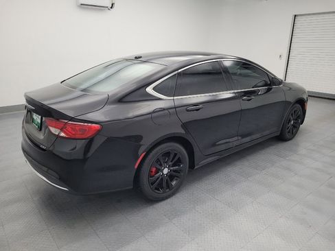 Used 2015 Chrysler 200 Limited FWD image 10