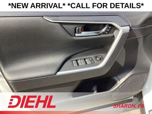Used 2023 Toyota RAV4 XSE AWD/4WD image 24