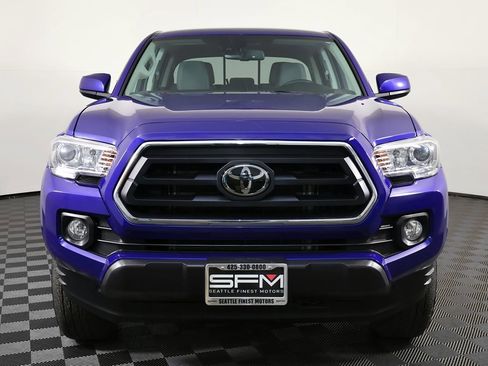 Used 2022 Toyota Tacoma SR5 AWD/4WD image 4