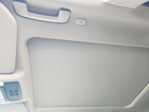 Used 2023 Nissan Rogue Platinum FWD image 24