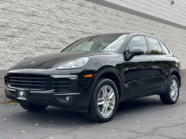 Used 2016 Porsche Cayenne w/ Premium Package AWD/4WD image 1