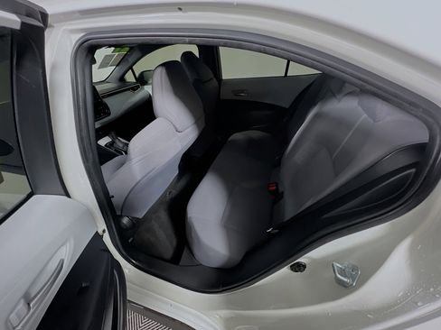 Used 2021 Toyota Corolla SE FWD image 29
