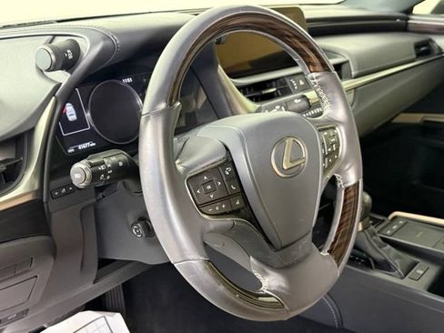 Used 2019 Lexus ES 350 w/ Accessory Package 2 FWD image 18