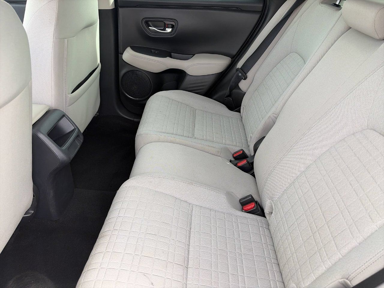 Used 2025 Honda HR-V LX image 16