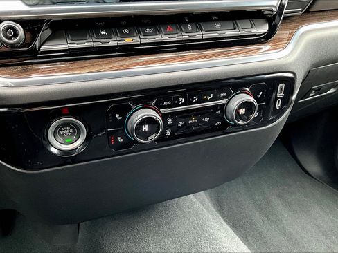 Used 2023 Chevrolet Silverado 1500 LT image 16