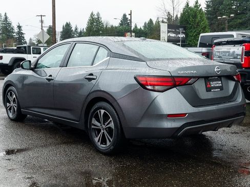 Used 2023 Nissan Sentra SV image 4