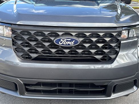 Used 2025 Ford Maverick XLT w/ XLT Luxury Package image 12