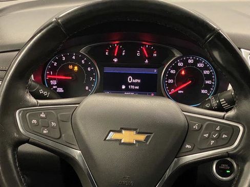 Used 2019 Chevrolet Equinox Premier image 15