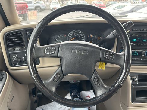 Used 2007 GMC Sierra 2500 SLT w/ Heavy-Duty Power Package image 17