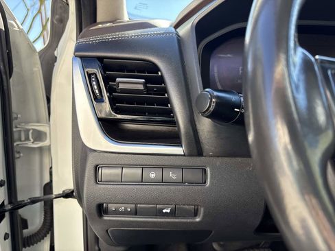 Used 2021 Nissan Rogue Platinum image 23