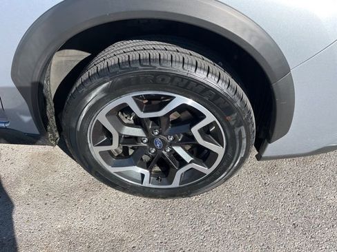 Used 2017 Subaru Crosstrek 2.0i AWD/4WD image 18