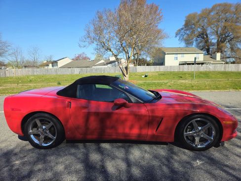 Used 2008 Chevrolet Corvette Convertible w/ Preferred Equipment Group image 7