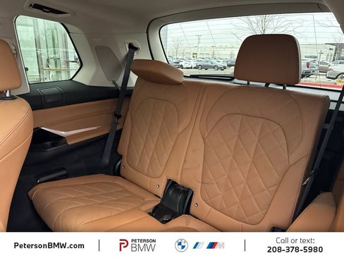 Used 2023 BMW X7 xDrive40i w/ Premium Package image 20