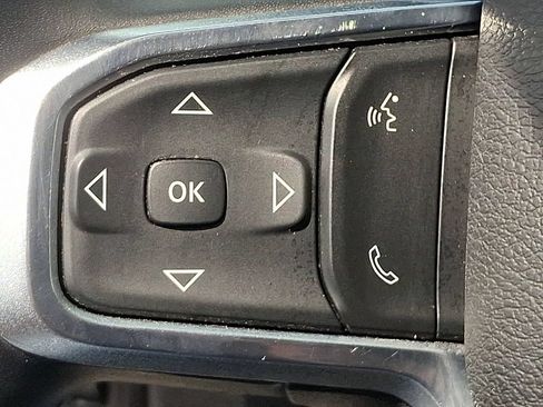 Used 2024 RAM 2500 Laramie AWD/4WD image 21