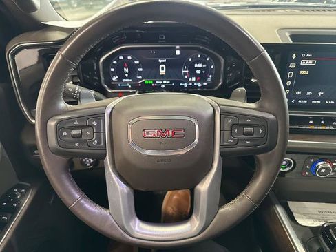 Used 2022 GMC Sierra 1500 SLT w/ SLT Convenience Package AWD/4WD image 16