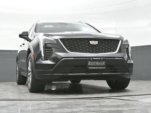 Used 2020 Cadillac XT4 Sport w/ Driver Awareness Package image 18