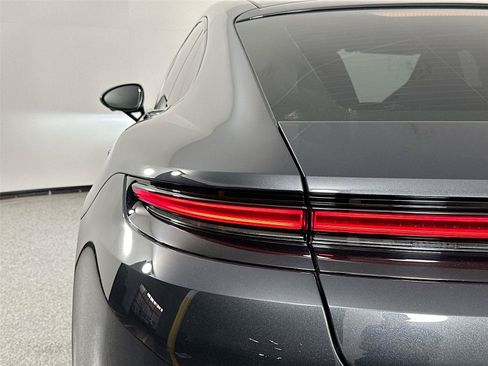 Certified 2024 Porsche Panamera image 16