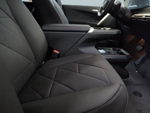 New 2026 BMW iX xDrive60 w/ Premium Package image 28