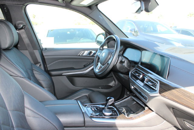 Used 2023 BMW X5 xDrive45e AWD/4WD image 5