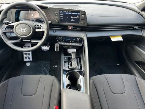 New 2026 Hyundai Elantra SEL Sport image 10
