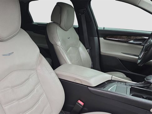 Used 2017 Cadillac CT6 Luxury image 10