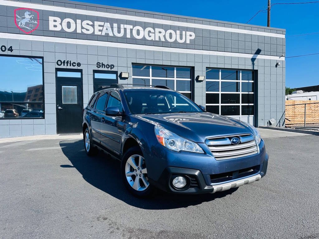 Used 2014 Subaru Outback 2.5i Limited AWD/4WD image 1
