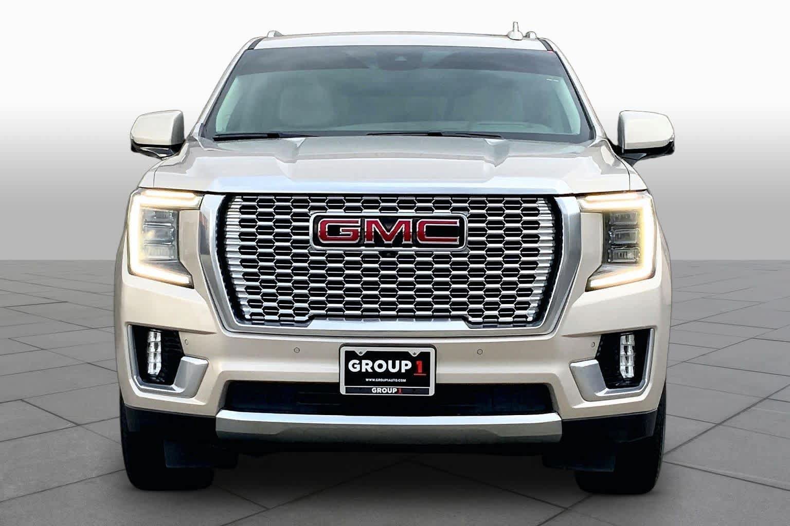 Used 2024 GMC Yukon Denali RWD image 4
