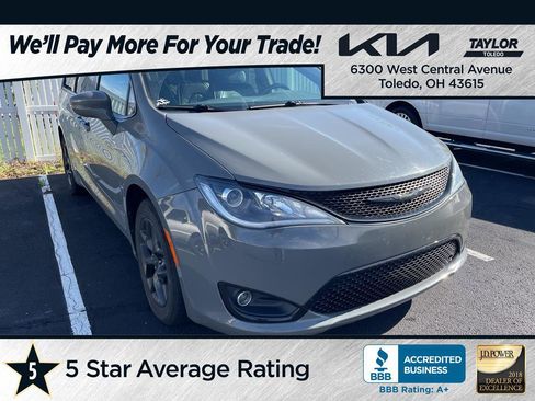 Used 2020 Chrysler Pacifica Limited w/ S Appearance Package FWD image 1