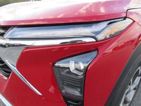 New 2026 Chevrolet Trax LT w/ Driver Confidence Package image 9