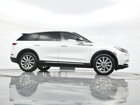 Used 2022 Lincoln Corsair AWD w/ Premium Package image 45