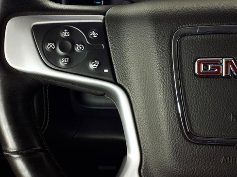 Used 2017 GMC Sierra 1500 SLT image 18