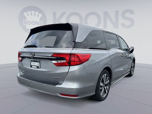 Used 2023 Honda Odyssey Touring image 4