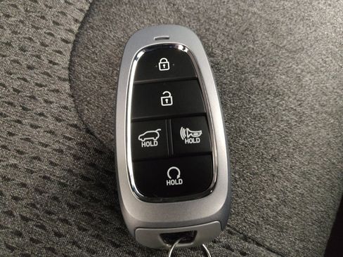 Used 2023 Hyundai Santa Fe SEL w/ Cargo Package image 32