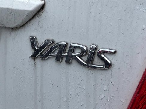 Used 2015 Toyota Yaris L FWD image 6