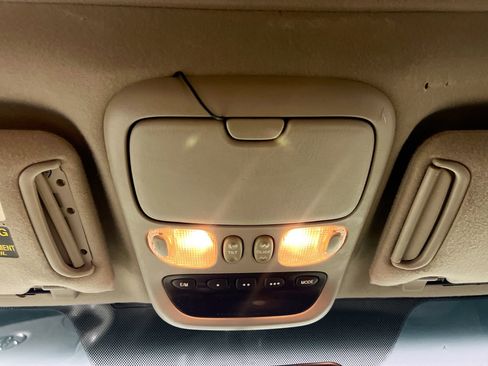 Used 2006 Toyota Tundra Limited image 22