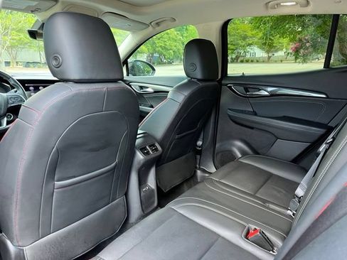 Used 2022 Buick Envision Essence w/ Technology Package II FWD image 15