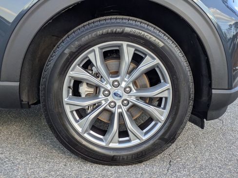 Certified 2023 Ford Explorer XLT w/ Equipment Group 202A image 12